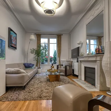 Luxury Place Near Champs Elysees Apartment *
